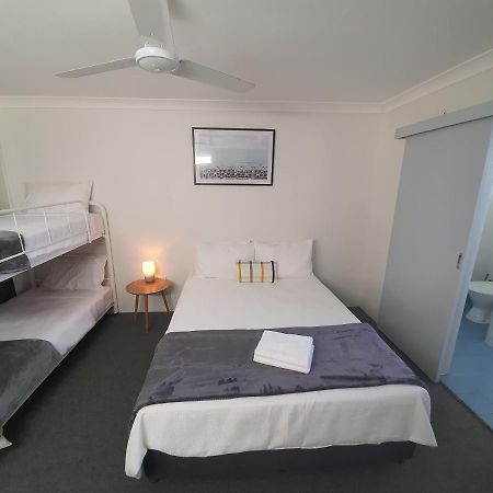 Sun City Motel Bundaberg Buitenkant foto