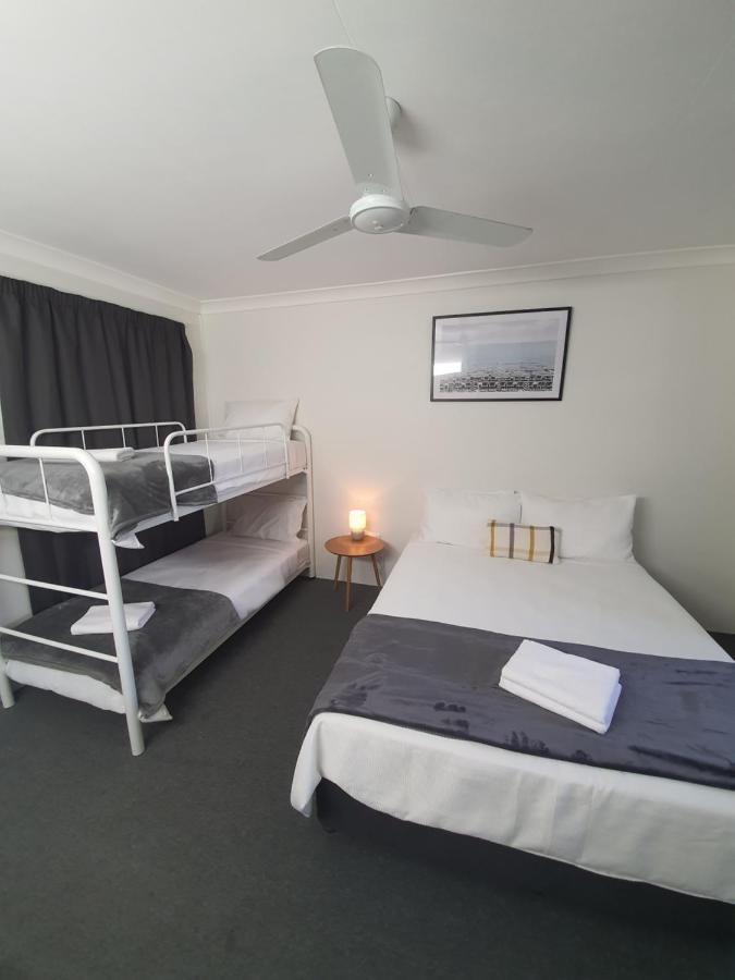 Sun City Motel Bundaberg Buitenkant foto